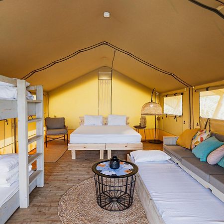Layla Glamping Hotel Nir Dawid Ngoại thất bức ảnh