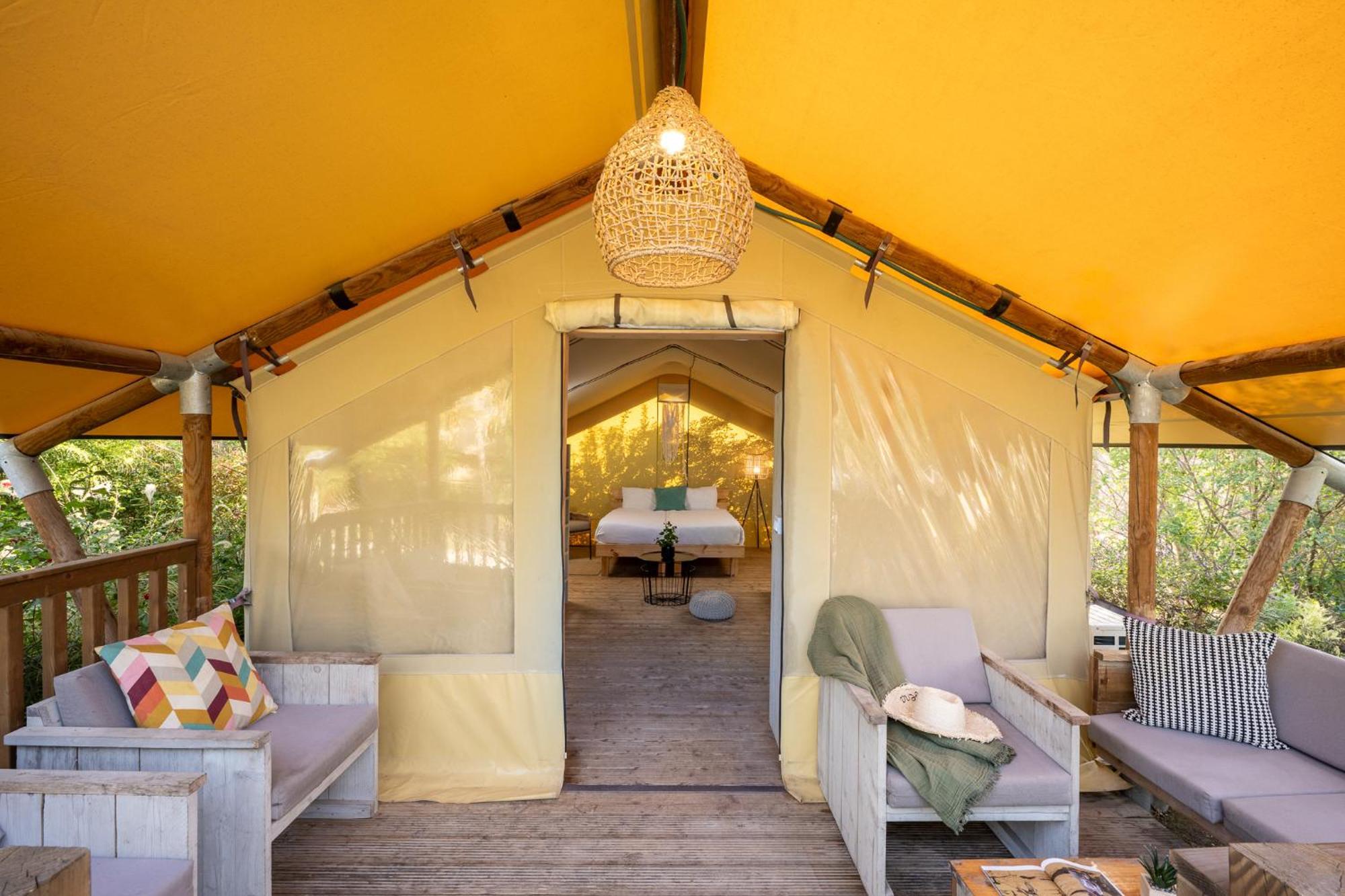 Layla Glamping Hotel Nir Dawid Ngoại thất bức ảnh