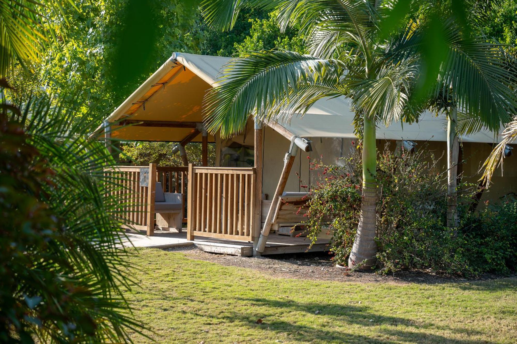 Layla Glamping Hotel Nir Dawid Ngoại thất bức ảnh