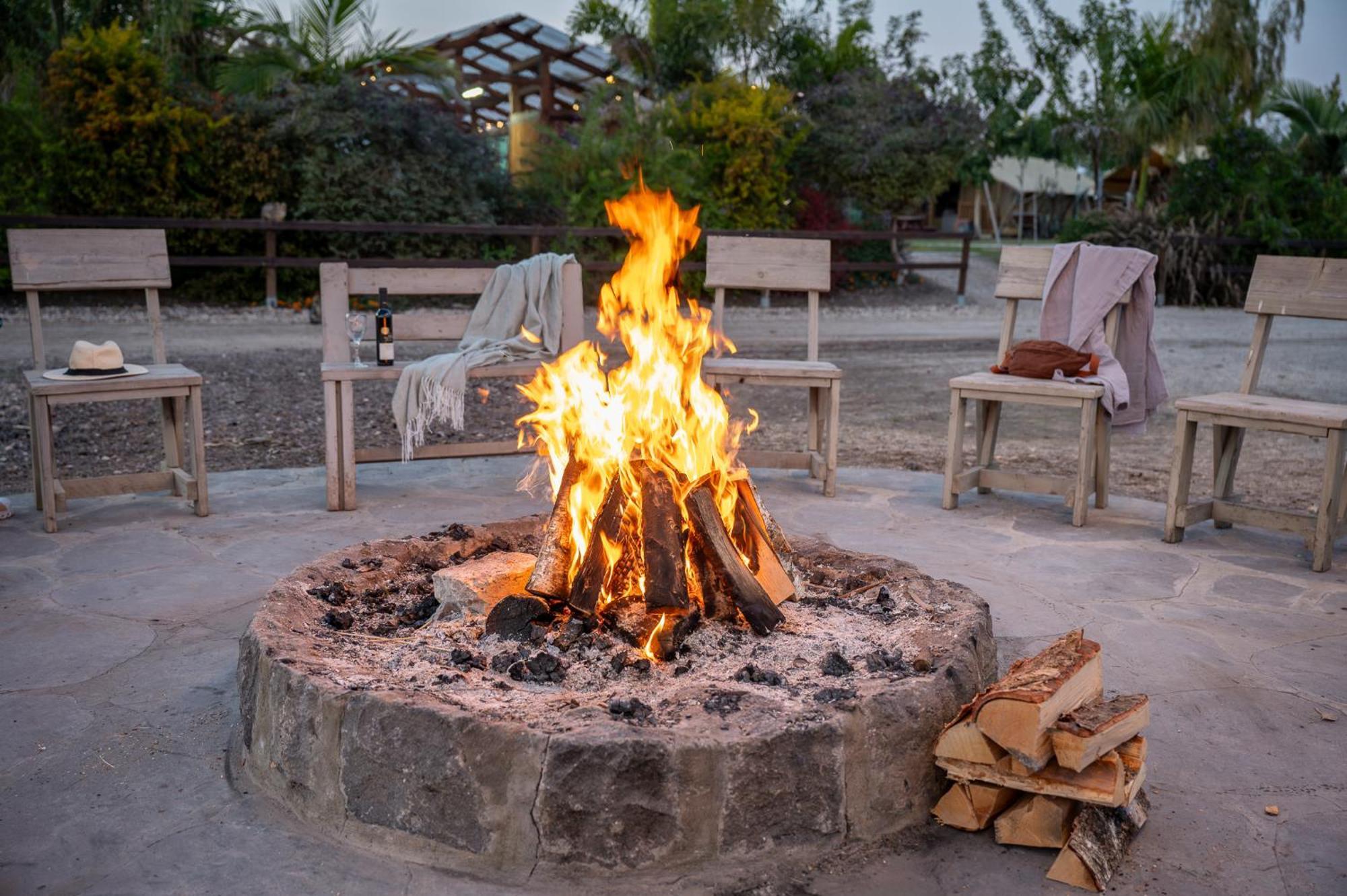 Layla Glamping Hotel Nir Dawid Ngoại thất bức ảnh