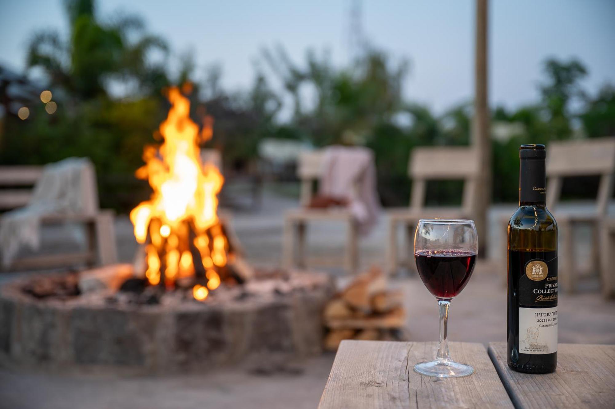 Layla Glamping Hotel Nir Dawid Ngoại thất bức ảnh